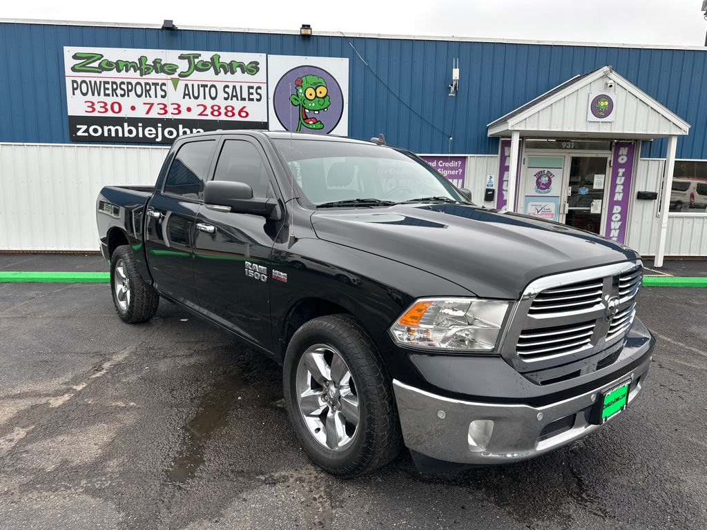 2018 RAM 1500 Big Horn 4x4 Crew Cab 5'7's photo
