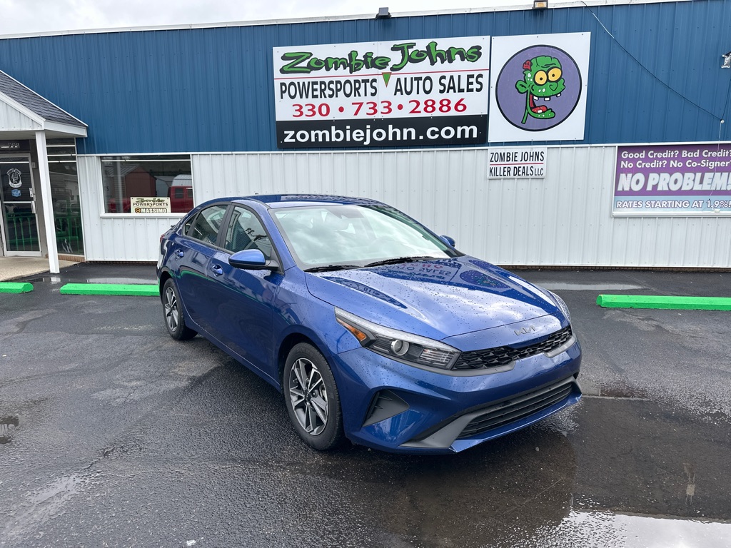 2024 Kia Forte LXS AT's photo