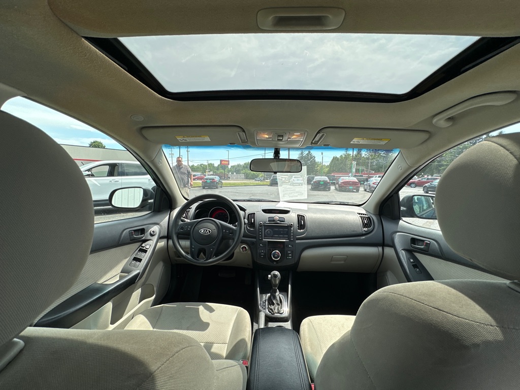 2012 Kia Forte EX - Photo 17
