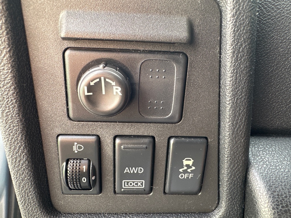 2011 Nissan Rogue SV - Photo 15