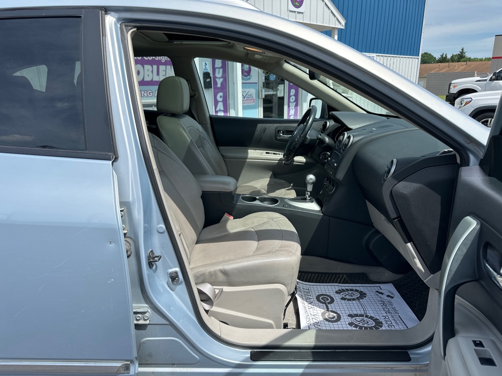 2011 Nissan Rogue SV - Photo 25