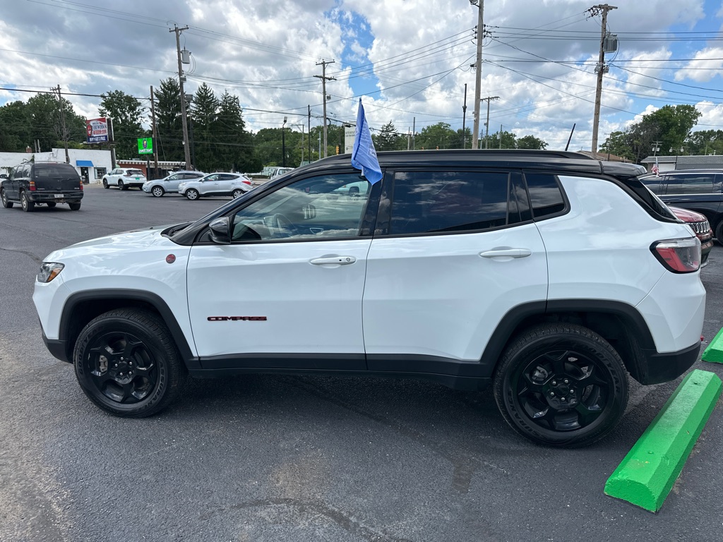 2024 Jeep Compass Trailhawk - Image 4