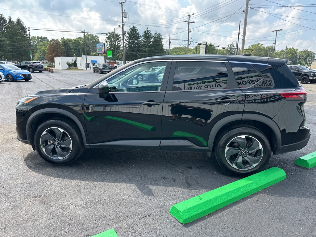 Photo 4 of 2025 Nissan Rogue SV