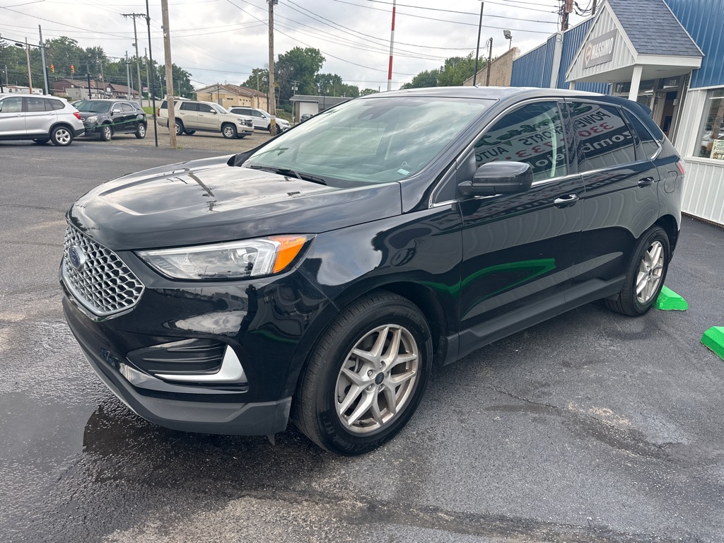 Photo 3 of 2024 Ford Edge SEL