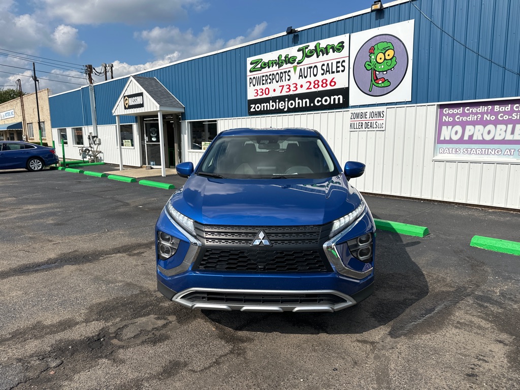 Photo 2 of 2024 Mitsubishi Eclipse Cross SE
