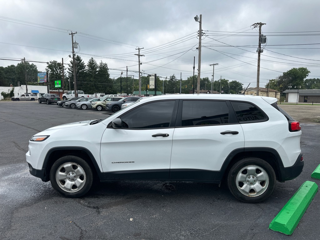 Photo 4 of 2017 Jeep Cherokee Sport