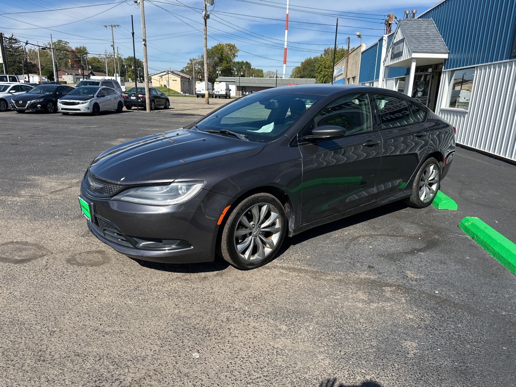 Photo 3 of 2015 Chrysler 200 S