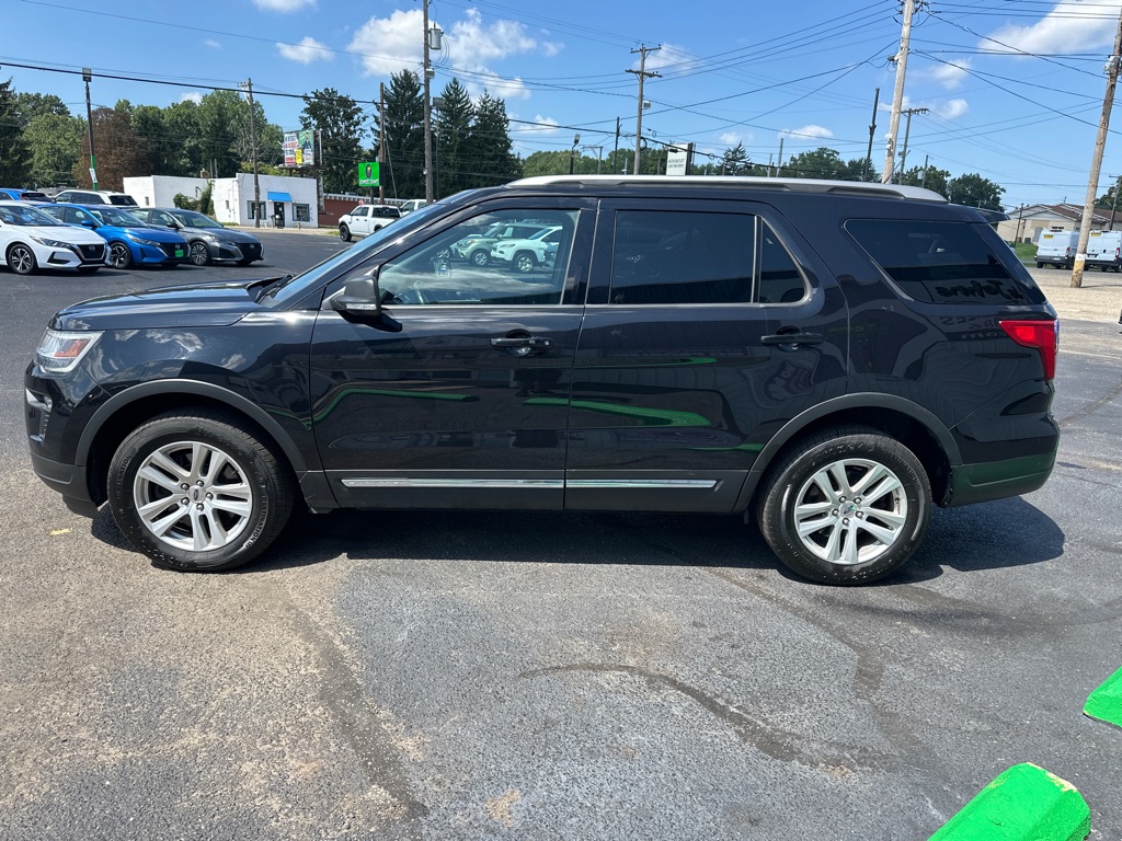 Photo 4 of 2019 Ford Explorer XLT