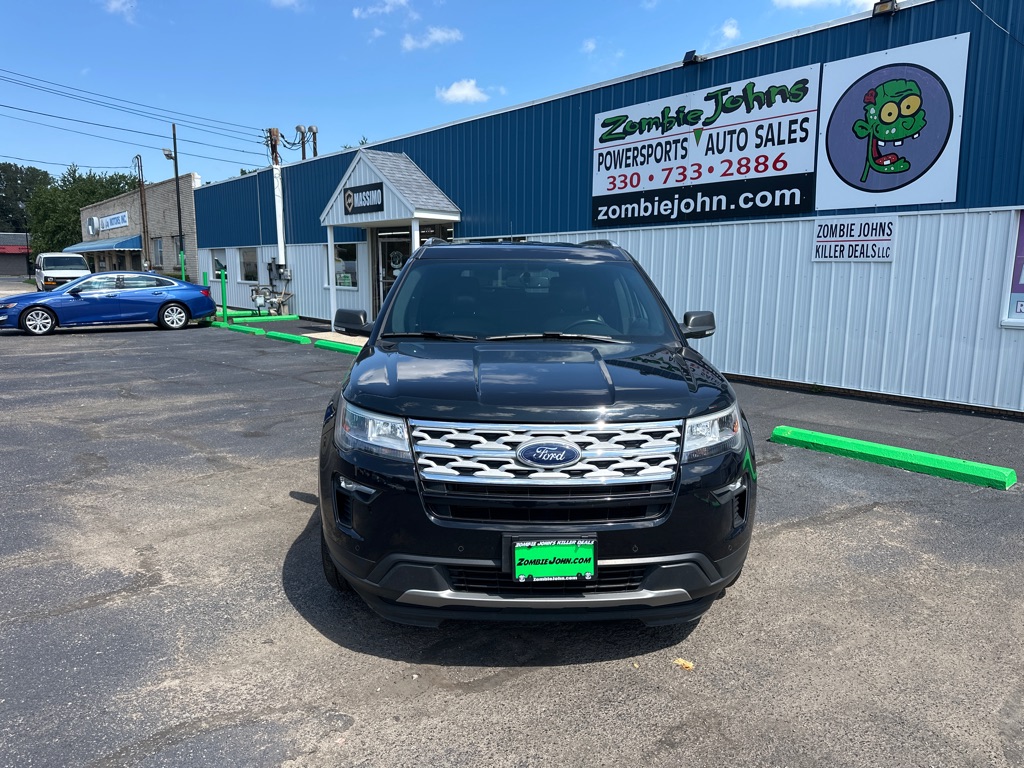 Photo 2 of 2019 Ford Explorer XLT