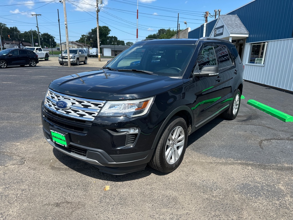 Photo 3 of 2019 Ford Explorer XLT