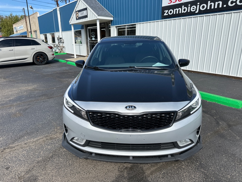 Photo 2 of 2017 Kia Forte LX