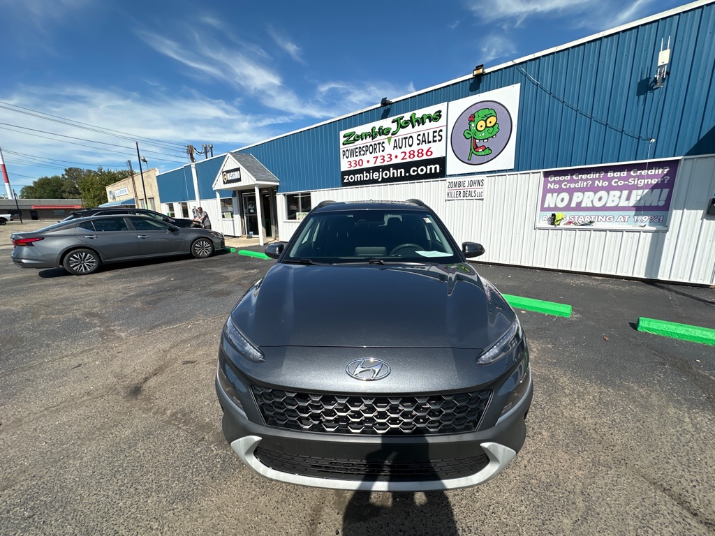 Photo 2 of 2023 Hyundai KONA SEL