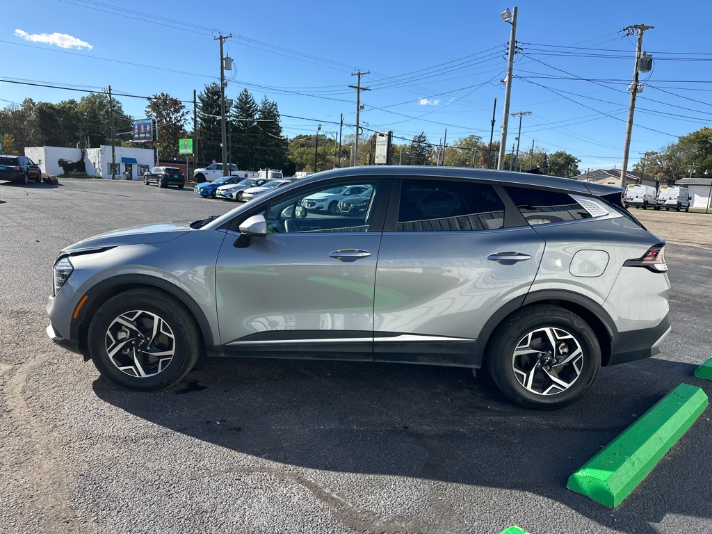 Photo 4 of 2024 Kia Sportage LX
