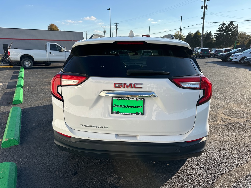 Photo 5 of 2022 GMC Terrain SLE