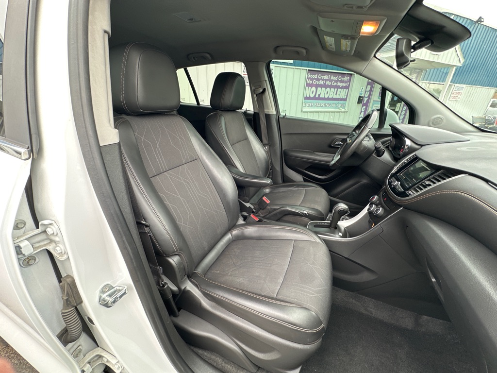 2019 Chevrolet Trax LT - Photo 22