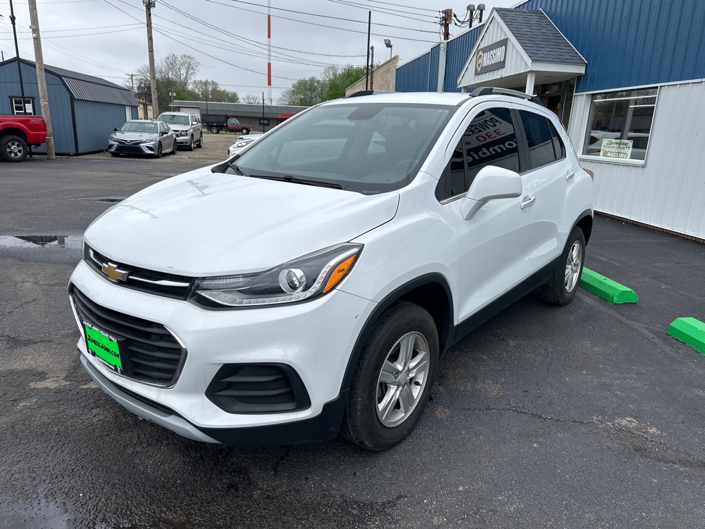 2019 Chevrolet Trax 1LT - Image 3