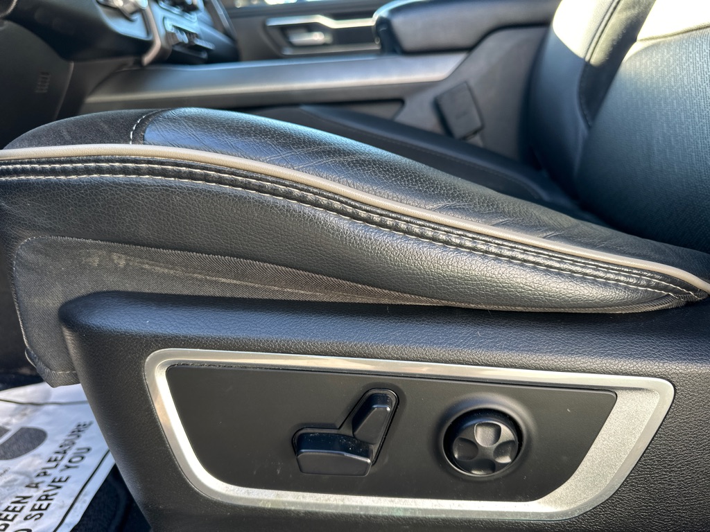 2020 RAM Ram 1500 Pickup Laramie - Photo 13