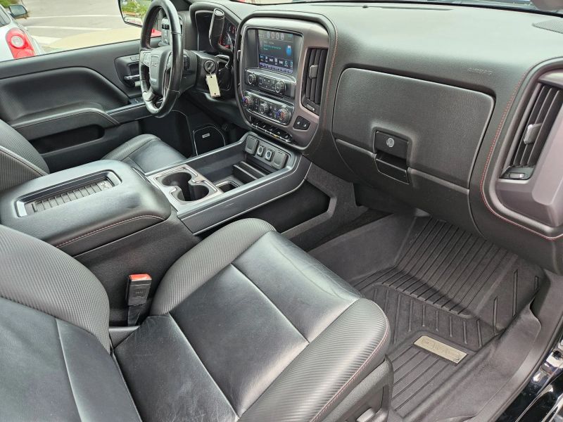 2017 GMC Sierra 1500 SLT - Photo 16