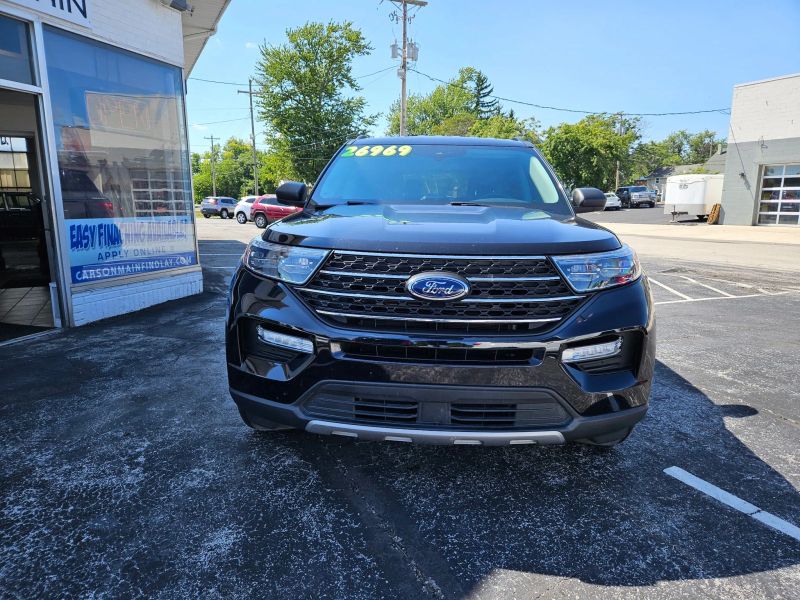 Photo 3 of 2022 Ford Explorer XLT