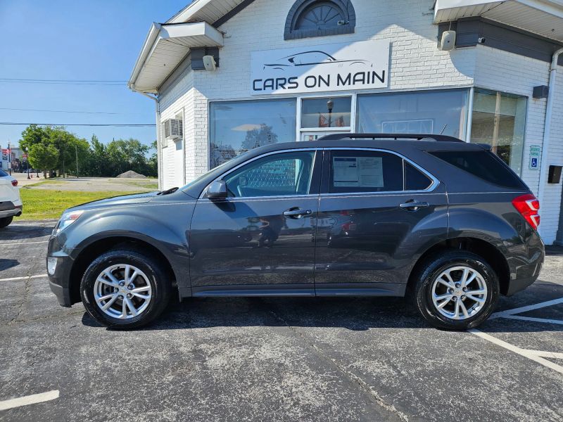 2017 Chevrolet Equinox LT - Image 4
