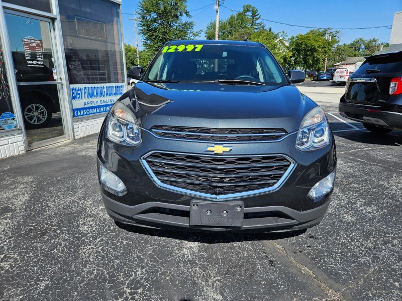 2017 Chevrolet Equinox LT - Image 3