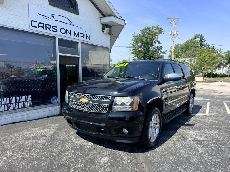 Photo 2 of 2013 Chevrolet Suburban LTZ