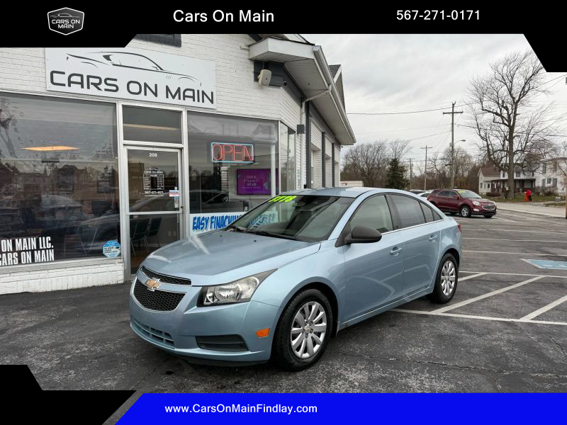 2011 Chevrolet Cruze LS's photo