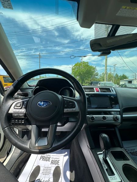 2017 Subaru Outback Limited - Photo 7