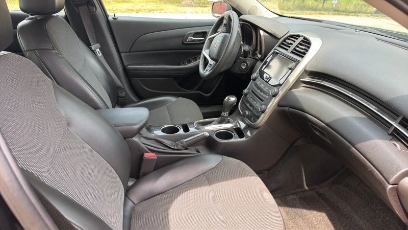 Photo 5 of 2015 Chevrolet Malibu LT