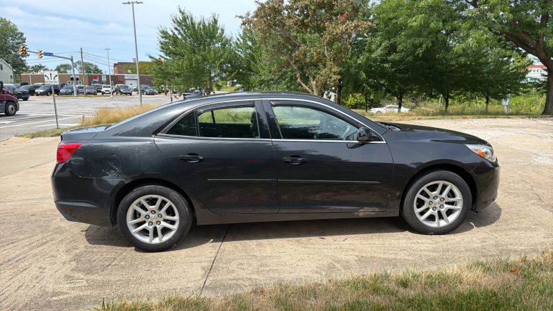Photo 4 of 2015 Chevrolet Malibu LT