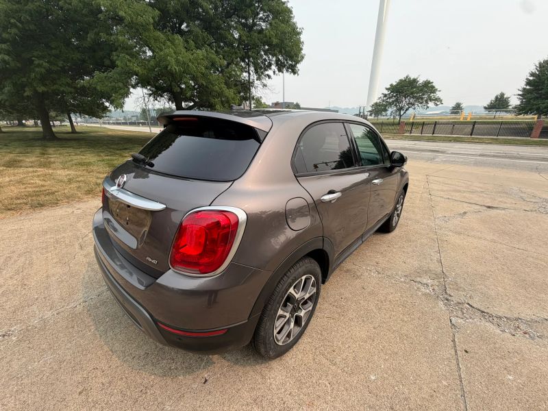 2016 FIAT 500X Trekking - Image 5