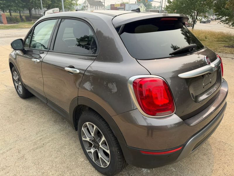 2016 FIAT 500X Trekking - Image 3