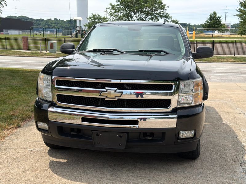 2011 Chevrolet Silverado 1500 LT - Main Image