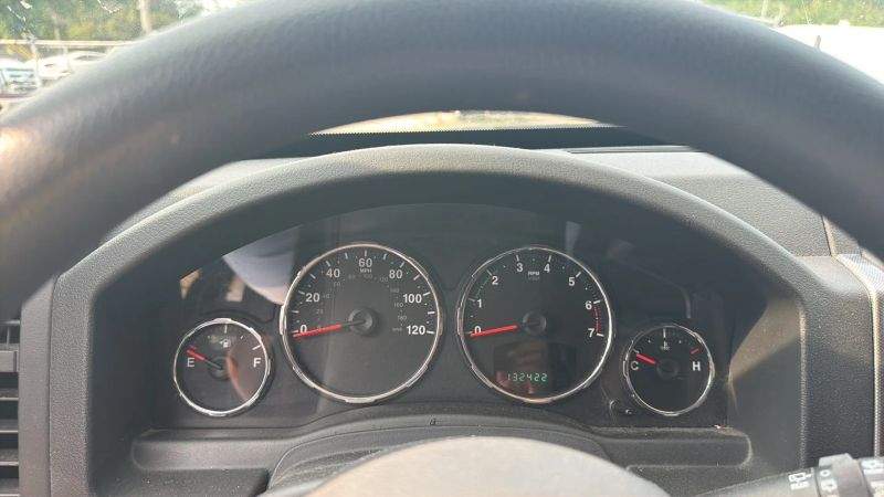 2011 Jeep Liberty Sport - Photo 11