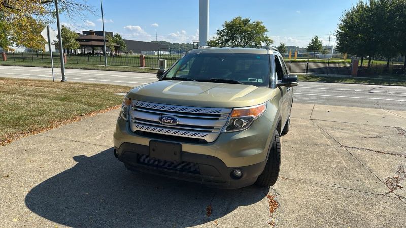 2012 Ford Explorer XLT's photo