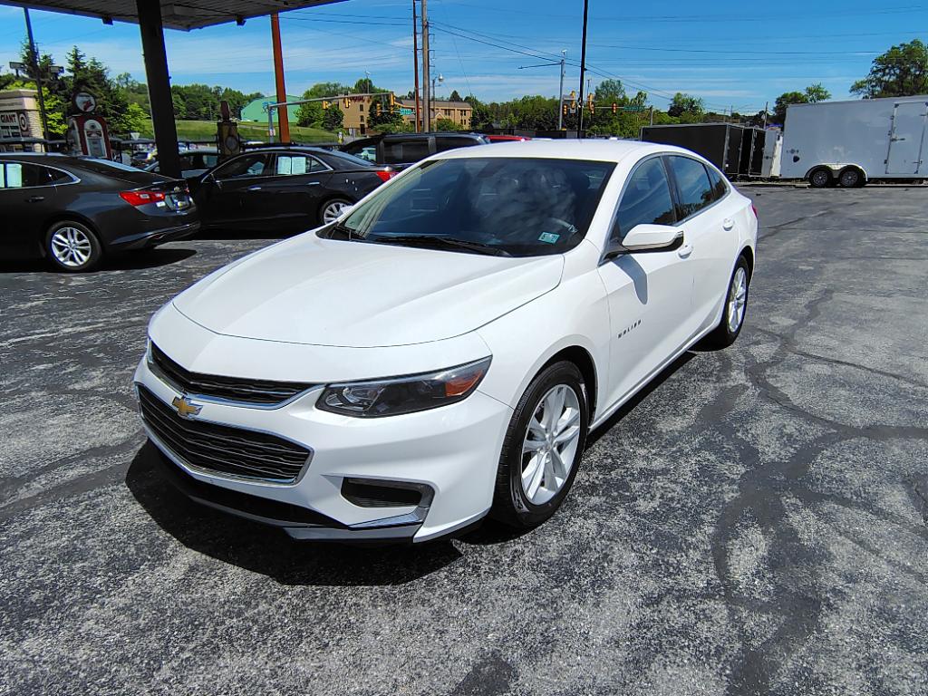 2016 Chevrolet Malibu 1LT's photo