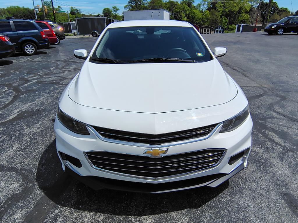 2016 Chevrolet Malibu LT - Image 2