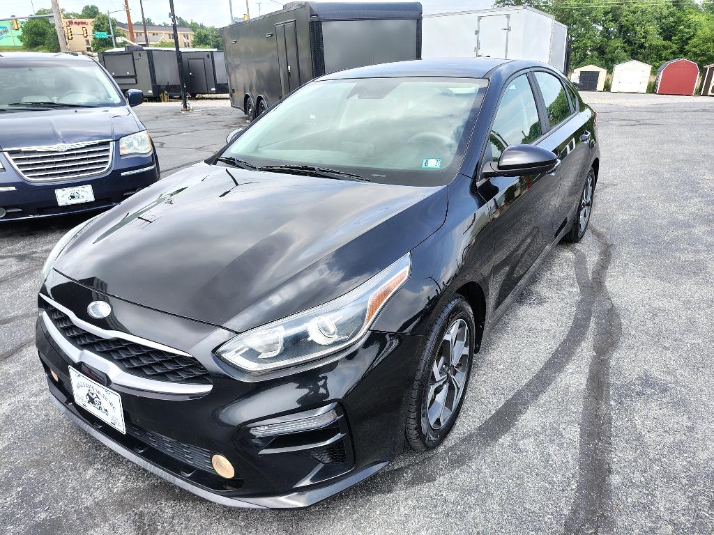 2019 Kia Forte LXS AT's photo