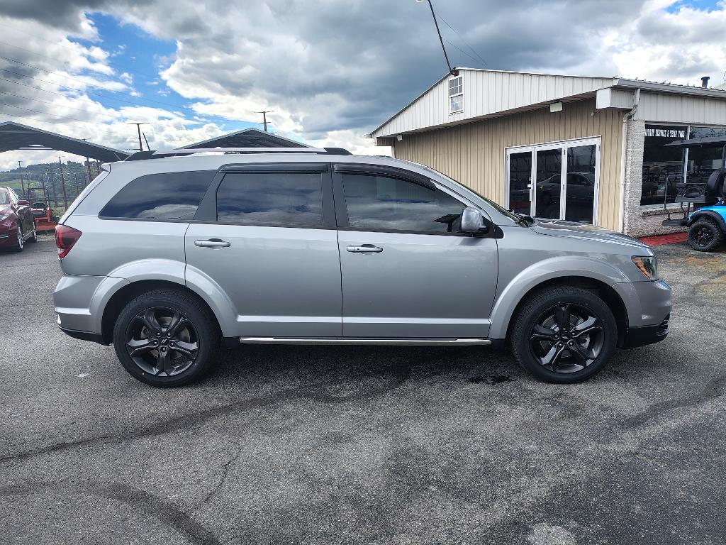 2018 Dodge Journey Crossroad - Image 4