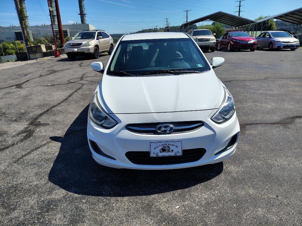 2017 Hyundai ACCENT SE - Image 2