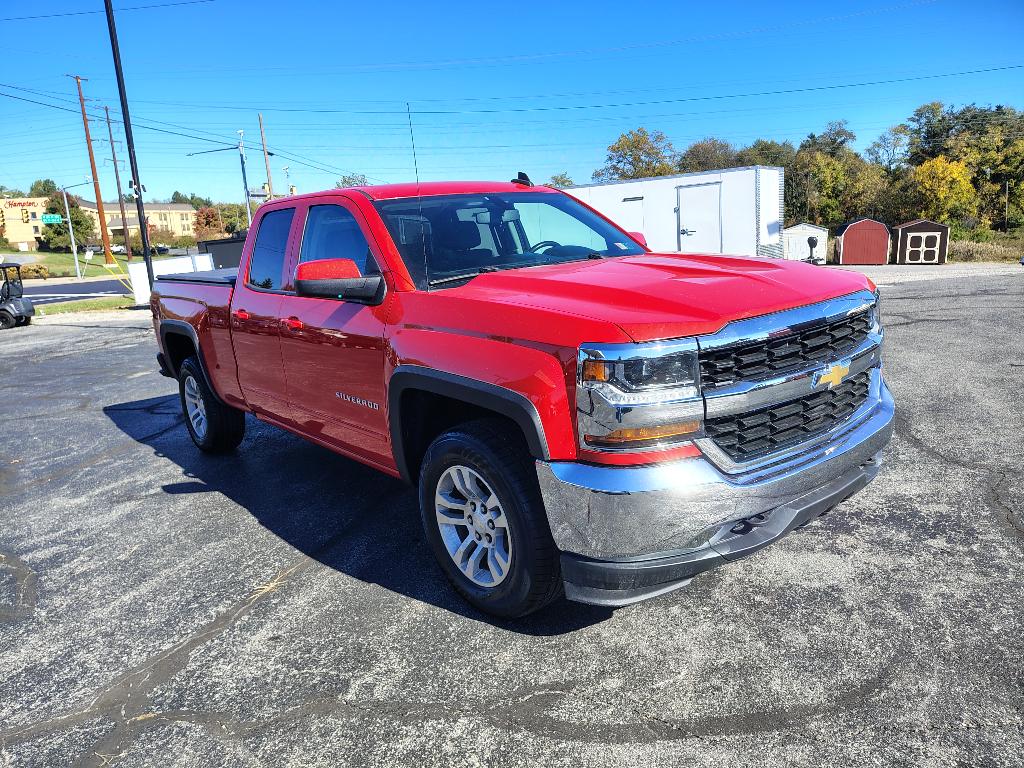 2017 Chevrolet Silverado 1500 - Image 3