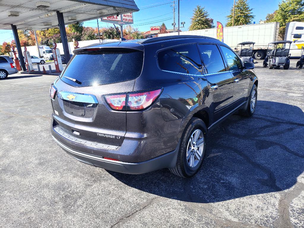 2015 Chevrolet Traverse LT - Image 5