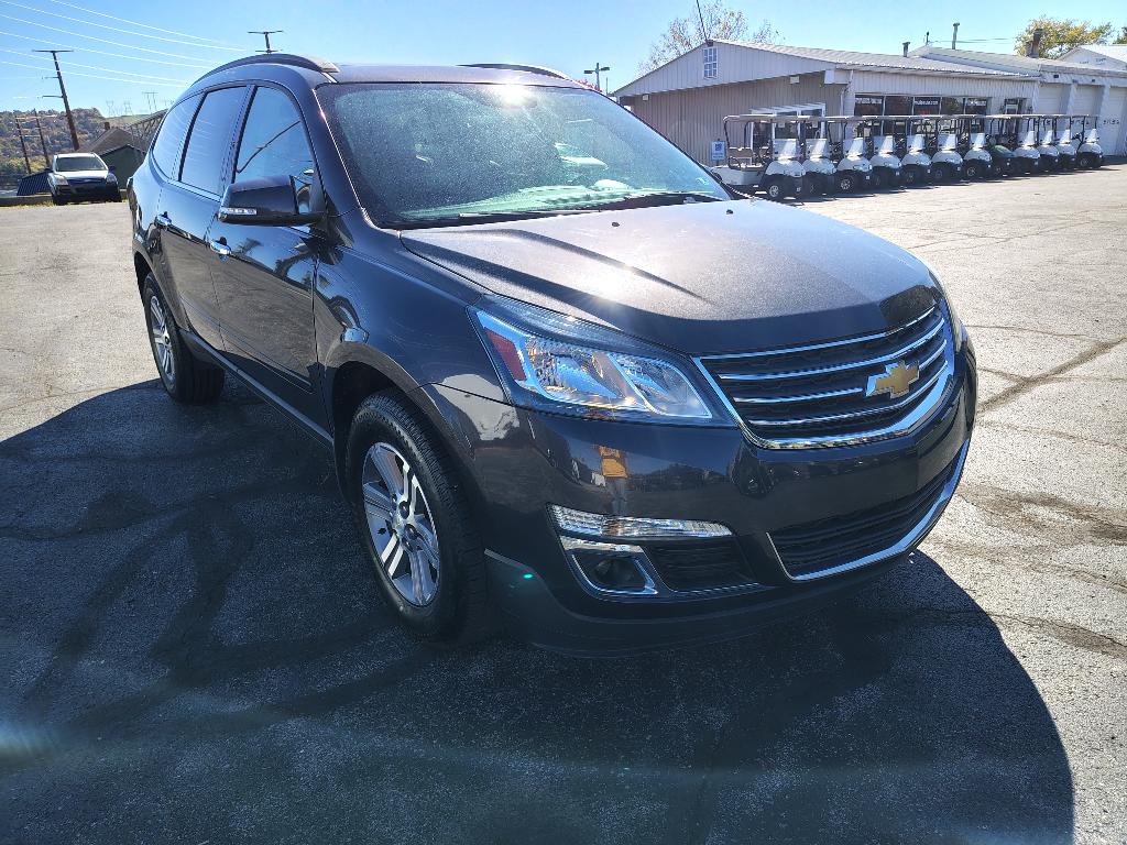 2015 Chevrolet Traverse LT - Image 3