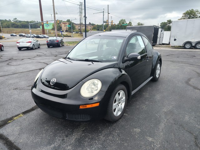 2007 Volkswagen New Beetle 2.5's photo