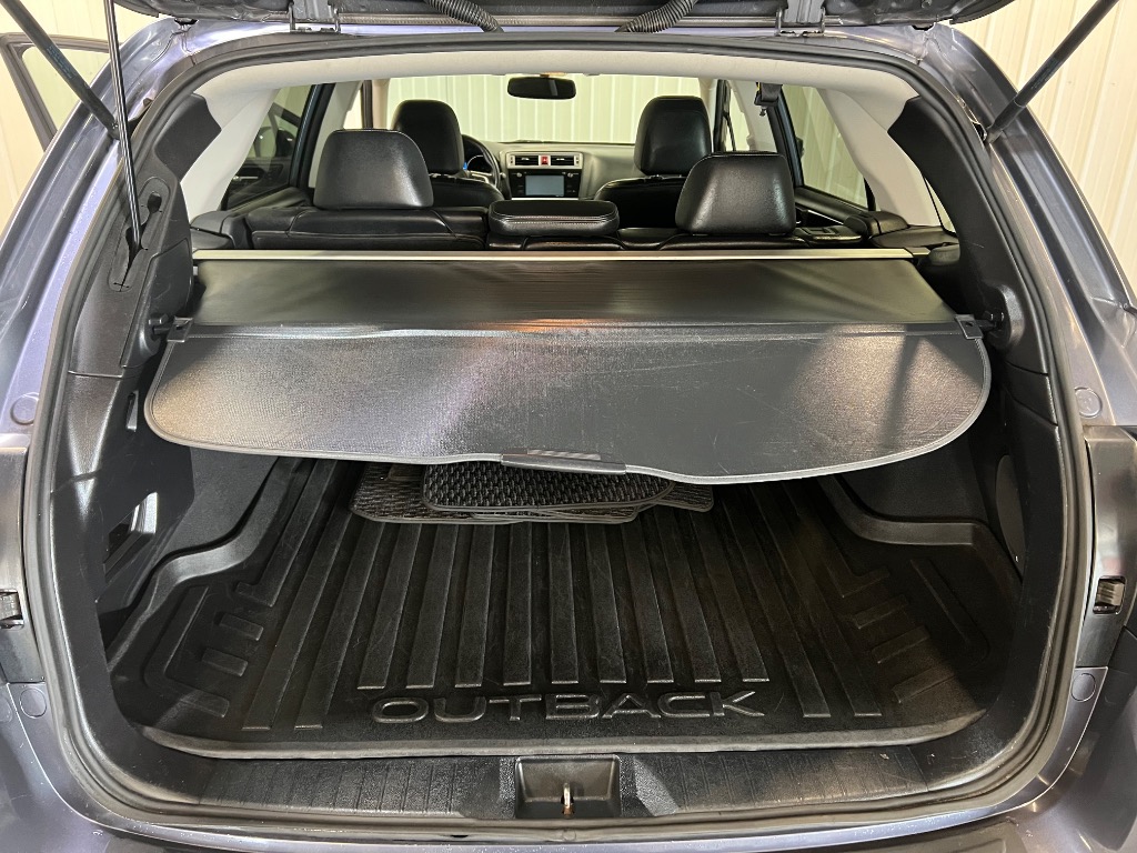 2016 Subaru Outback Limited - Photo 12