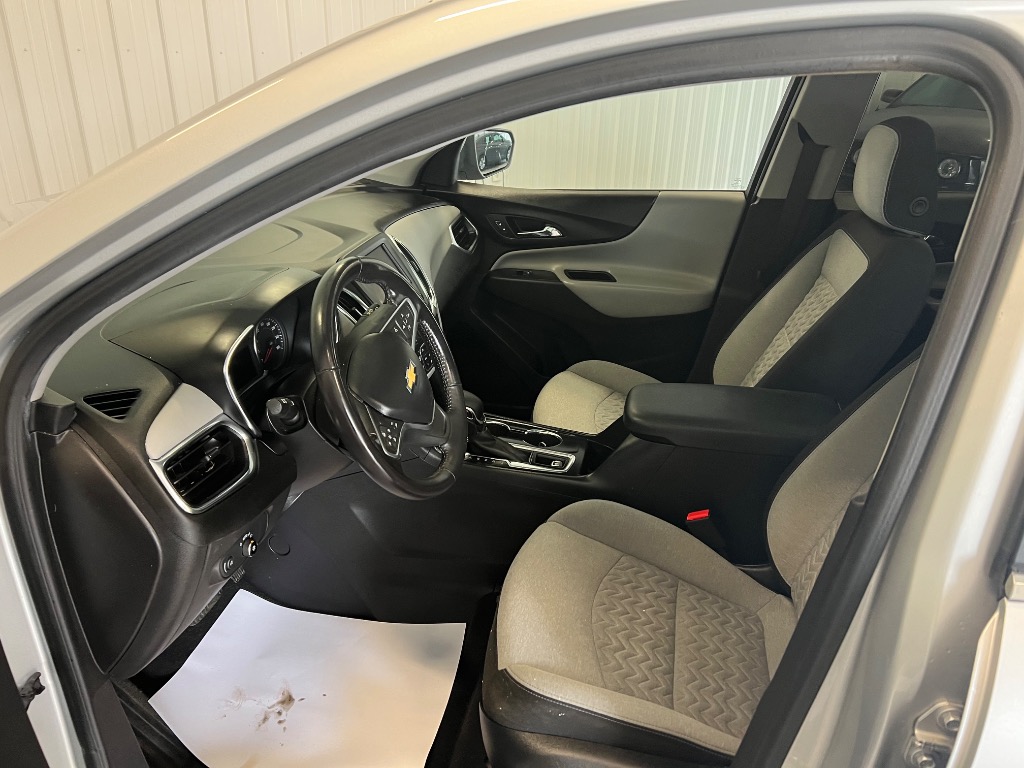 2022 Chevrolet Equinox LT - Photo 9