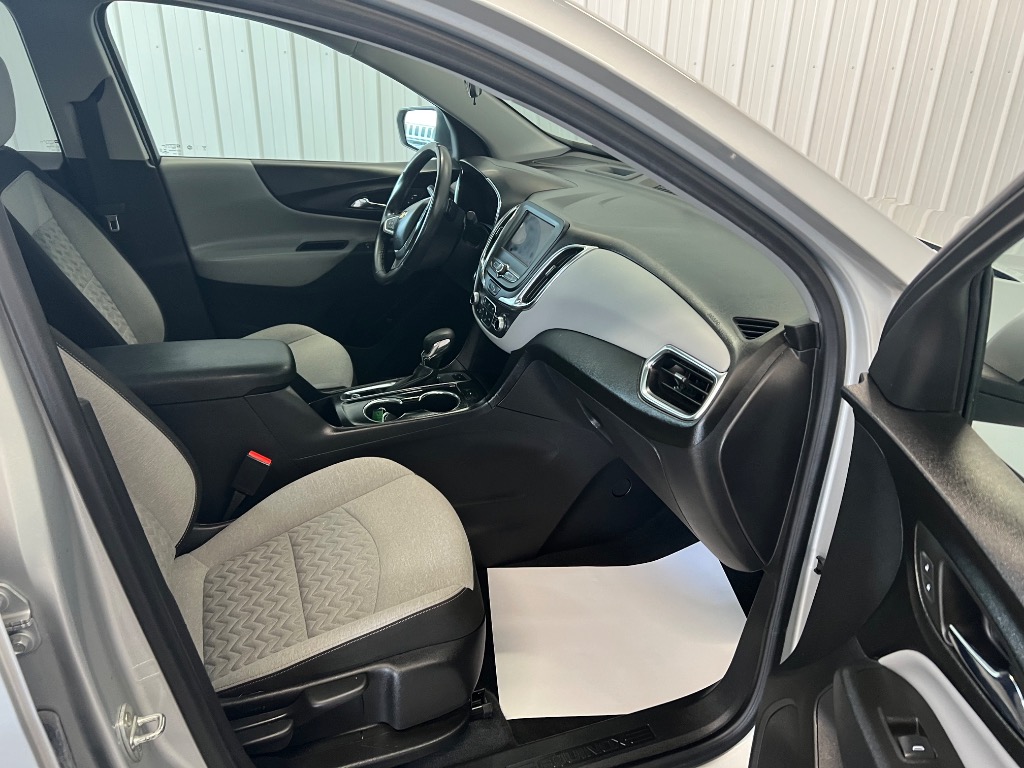 2022 Chevrolet Equinox LT - Photo 13