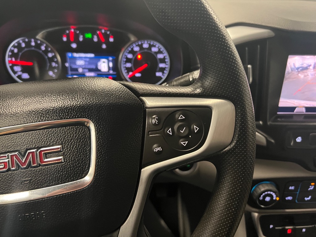 2023 GMC Terrain SLE - Photo 24