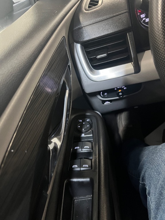 2023 GMC Terrain SLE - Photo 22