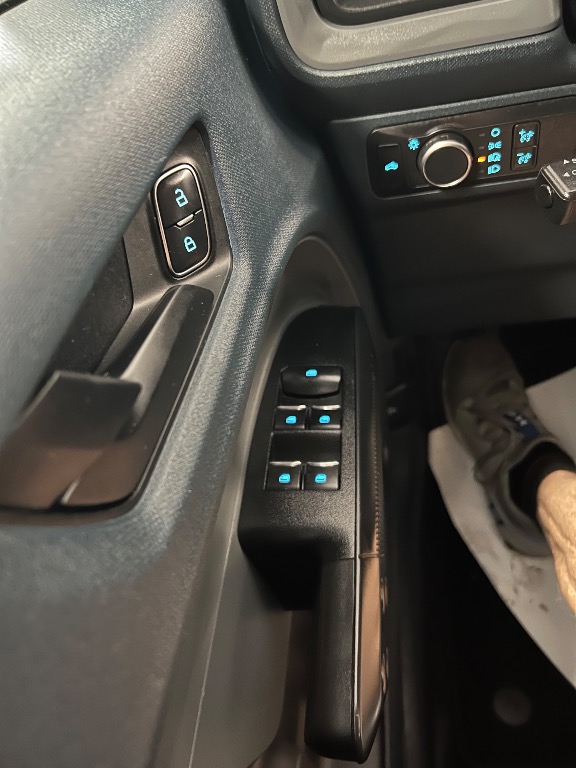 2022 Ford Maverick XL - Photo 21